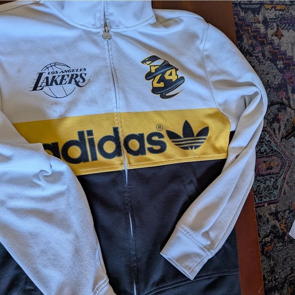 Adidas Black Mamba Lakers Sweater AS IS